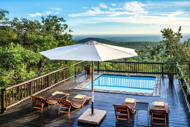 Limpopo Accommodation at Warthog Lodge – Mabalingwe Nature Reserve | Viya