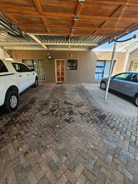 Klerksdorp Accommodation at Flamwood Suite | Viya