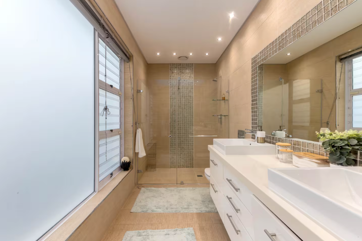 Solara Luxury Villa-Bishops Court image no 40 of 58