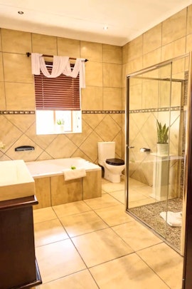 Garden Route Accommodation at Alakhe Self-Catering | Viya