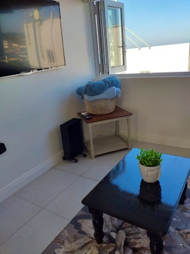 Margate Accommodation at Queens View 33 | Viya