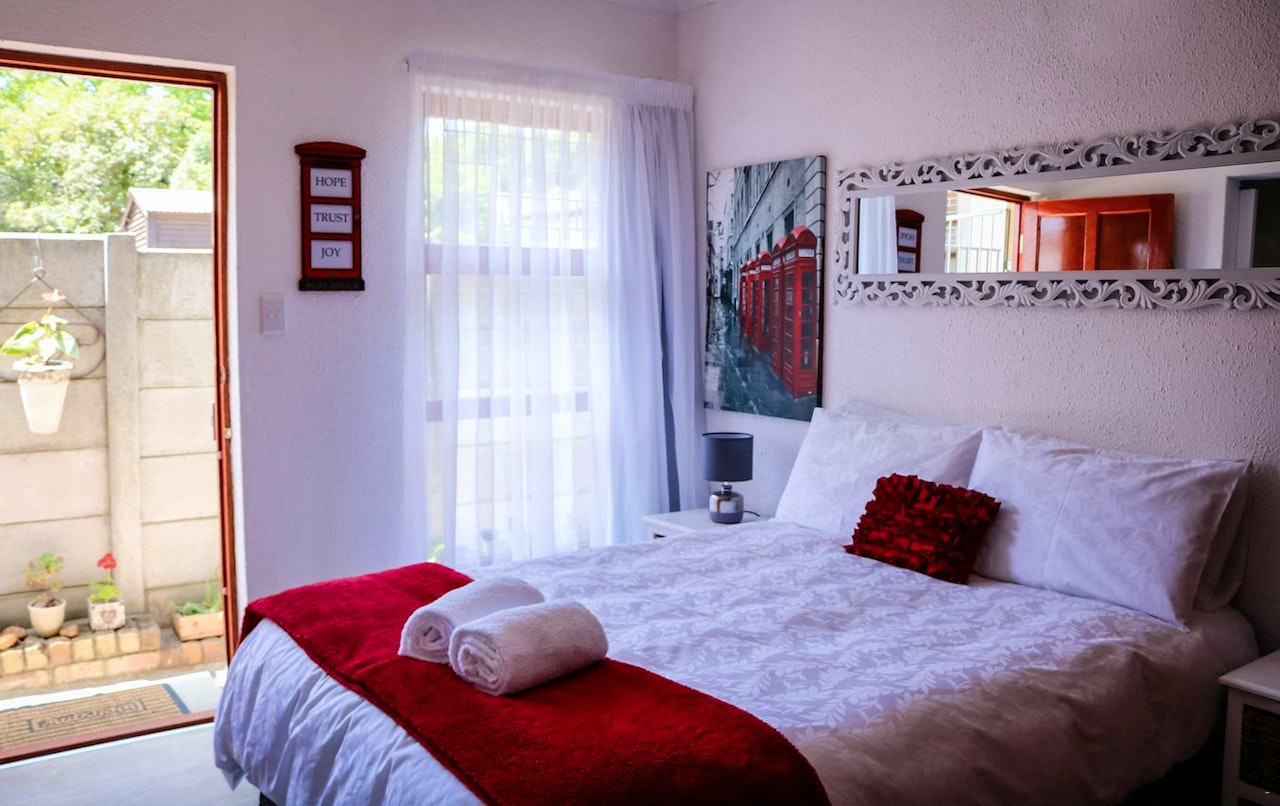 Northern Suburbs Accommodation at  | Viya