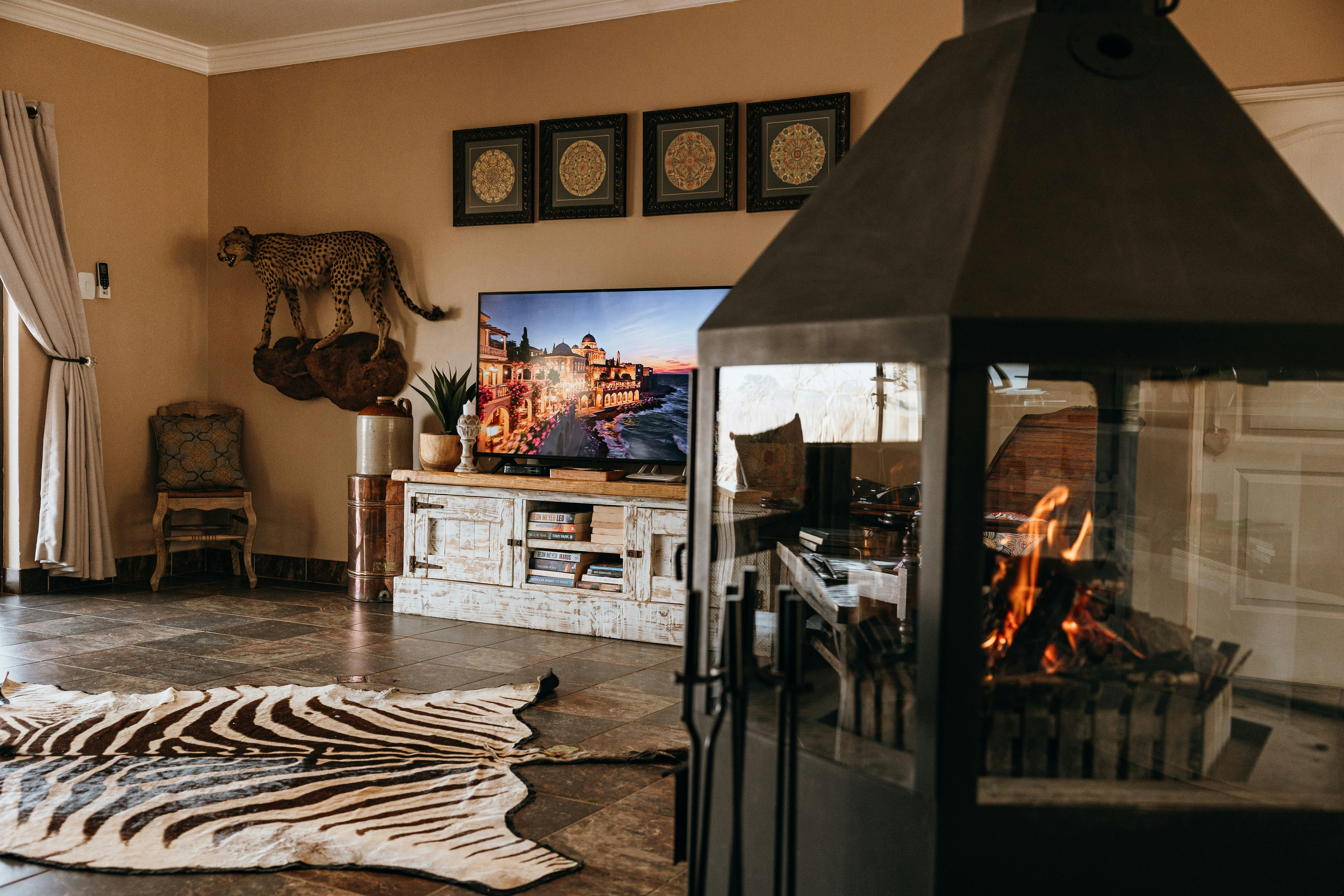 Tranquility Ukuthula Self Catering Game Farm House with Hot Tub image no 54 of 118