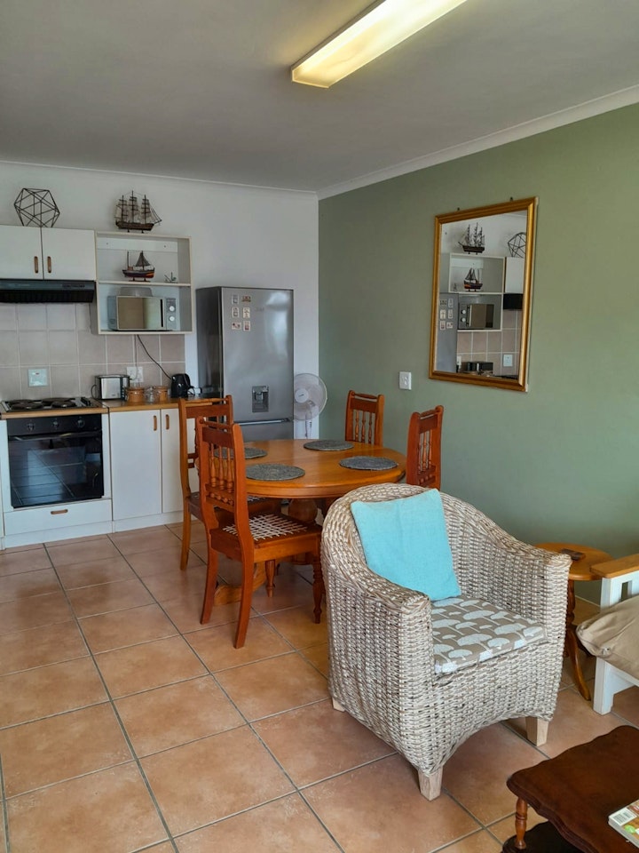 Overberg Accommodation at Franskraal Self-Catering Unit | Viya