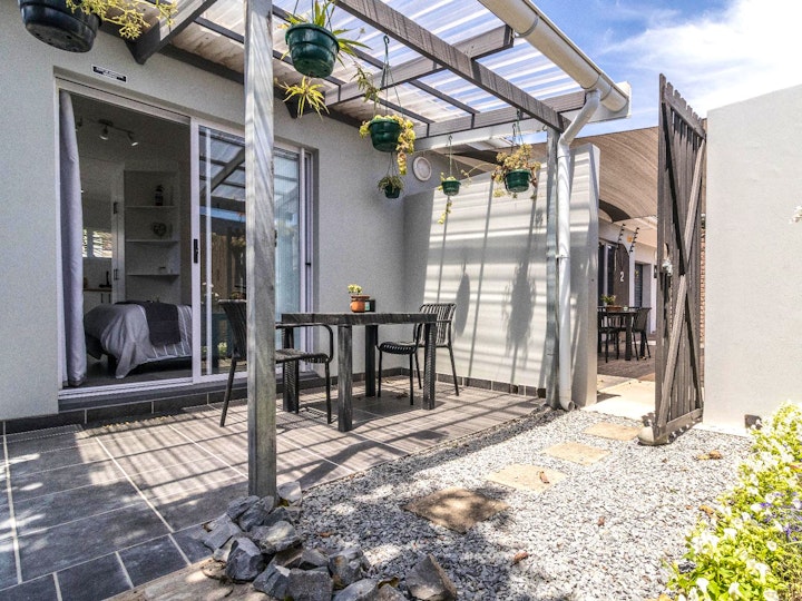 East London Accommodation at Cozy Cottages | Viya