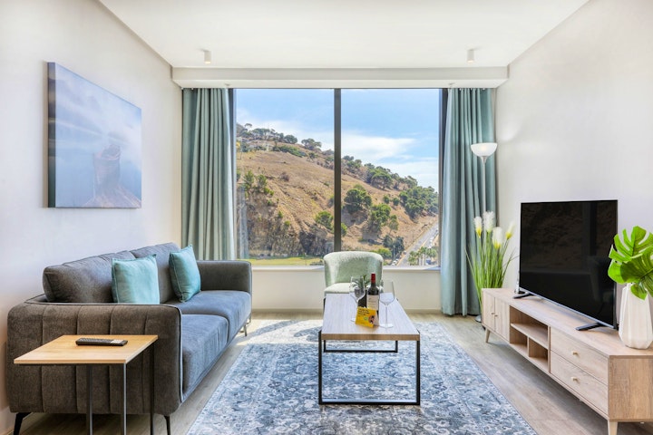 Cape Town Accommodation at The Signal Hill Apartment | Viya