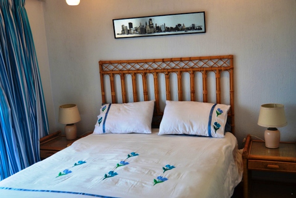 Port Edward Accommodation at  | Viya