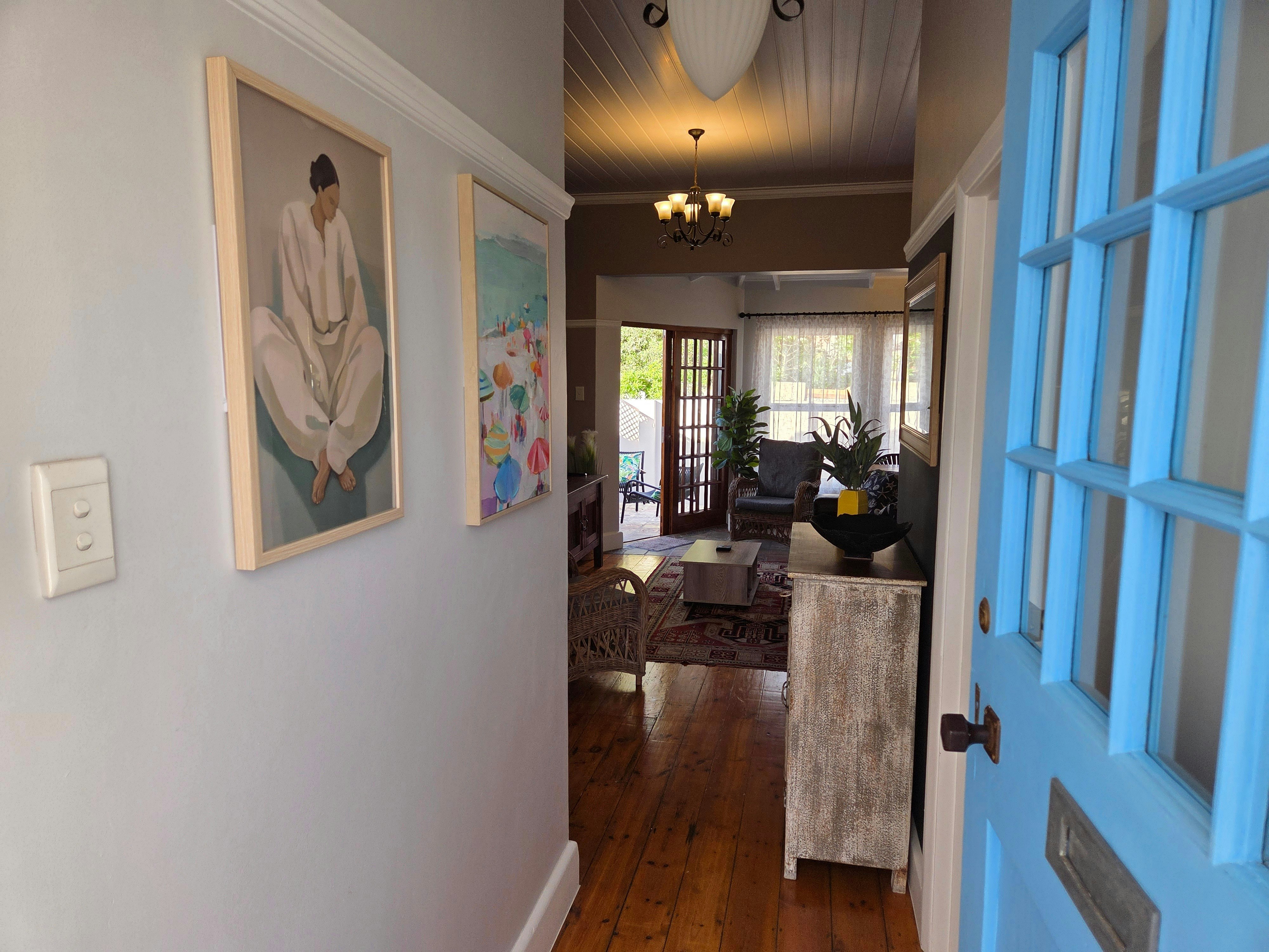 Beach Street Self-Catering image no 1 of 26