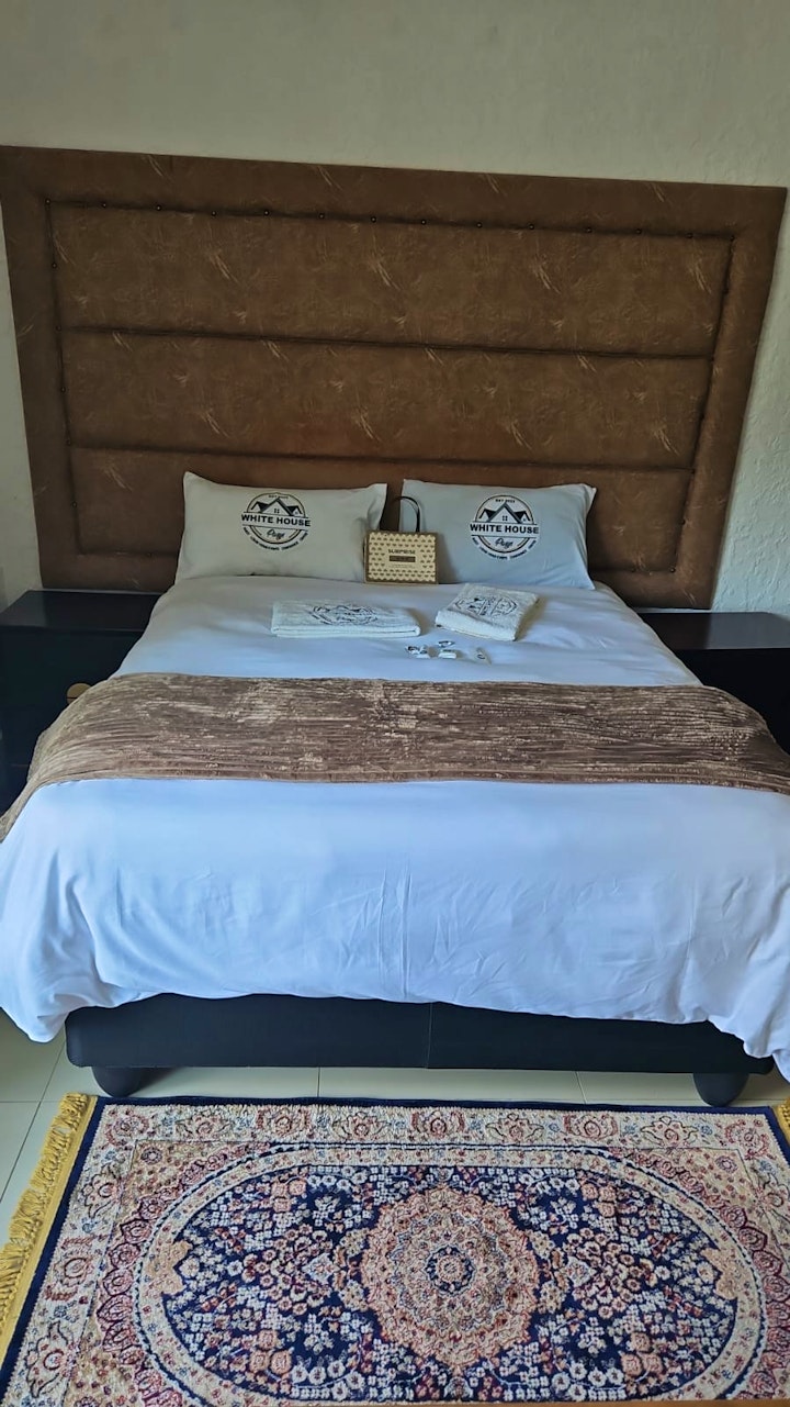 Northern Free State Accommodation at Whitehouse Guest Lodge | Viya