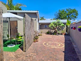 Northern Suburbs Accommodation at 4 On Turner | Viya