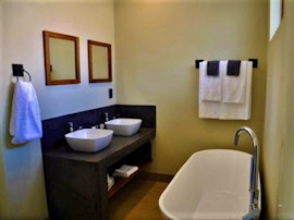 Lowveld Accommodation at  | Viya