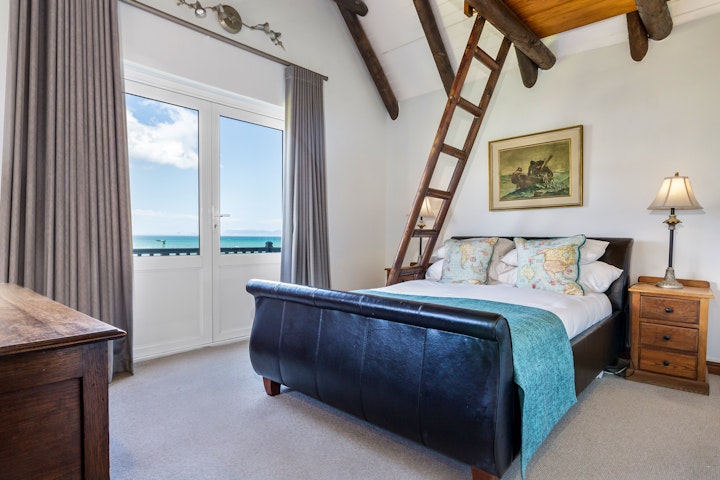 Cape Town Accommodation at Strand Beach Lodge | Viya