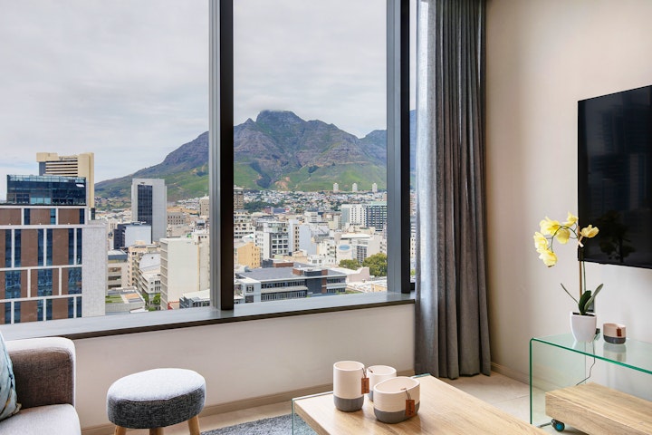 Cape Town Accommodation at De Waterkant Mountain View Apartment | Viya