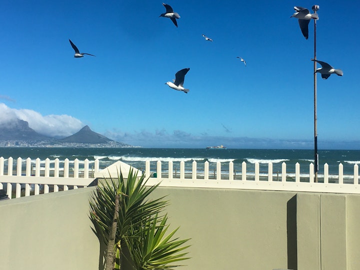 Cape Town Accommodation at Sea View Zeezicht 2 | Viya