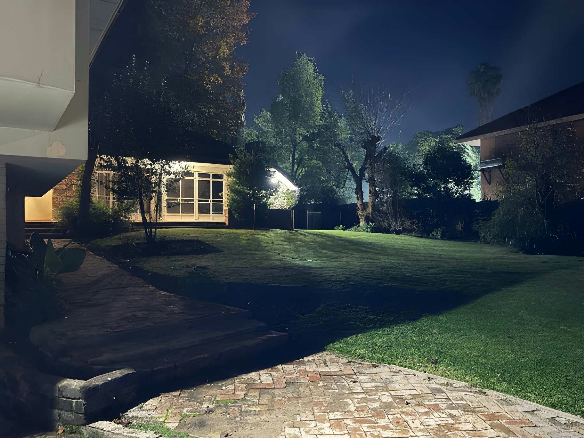Burton House image no 1 of 4
