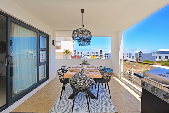 Bloubergstrand Accommodation at  | Viya