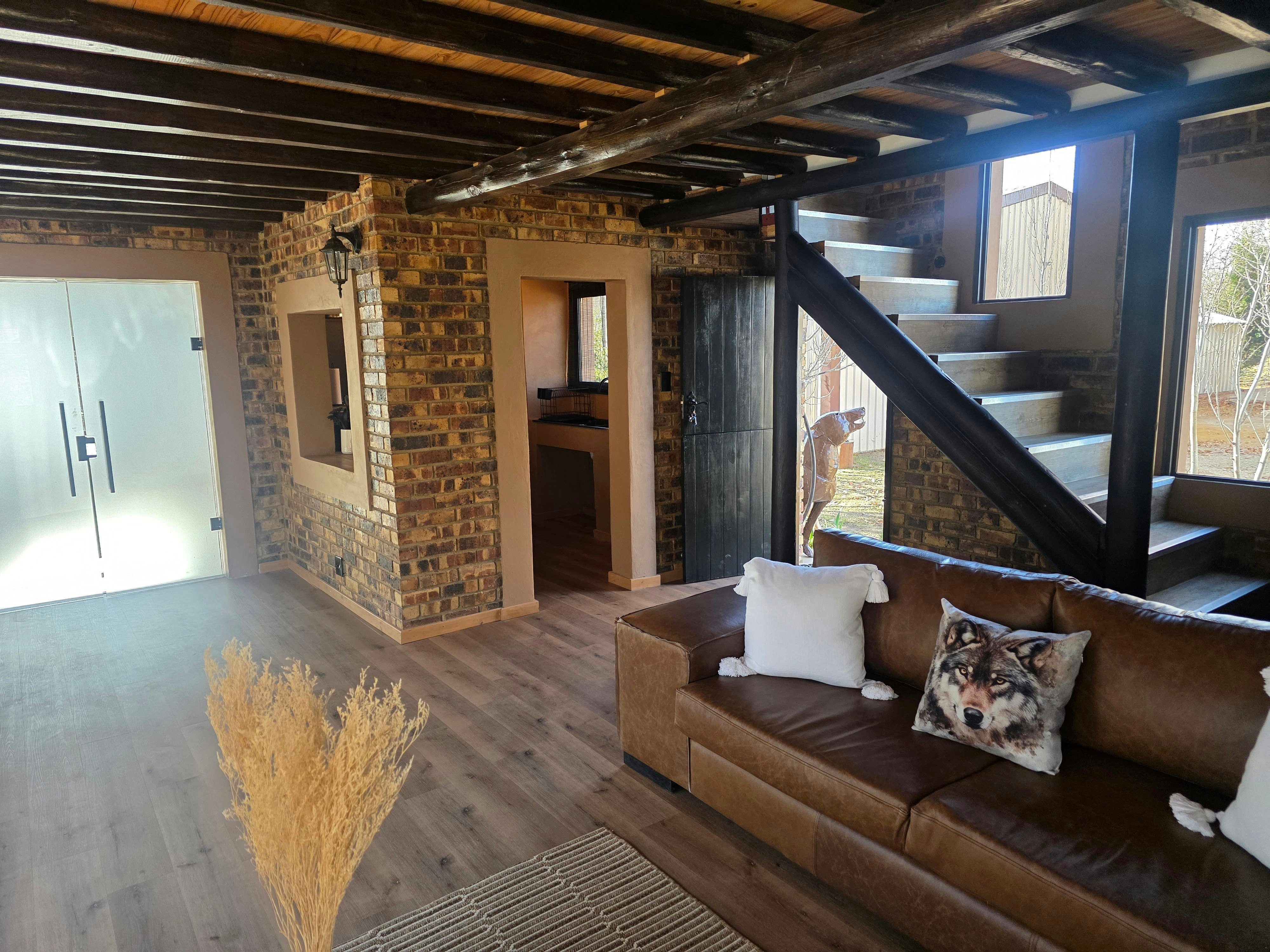 Lux Fur Cabin image no 49 of 60