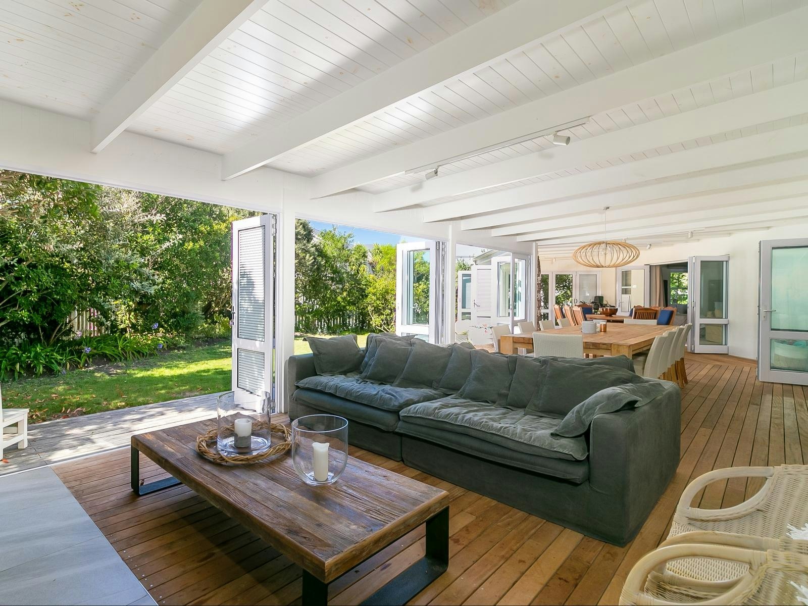 Comfy Home on Thesen with pool image no 3 of 39