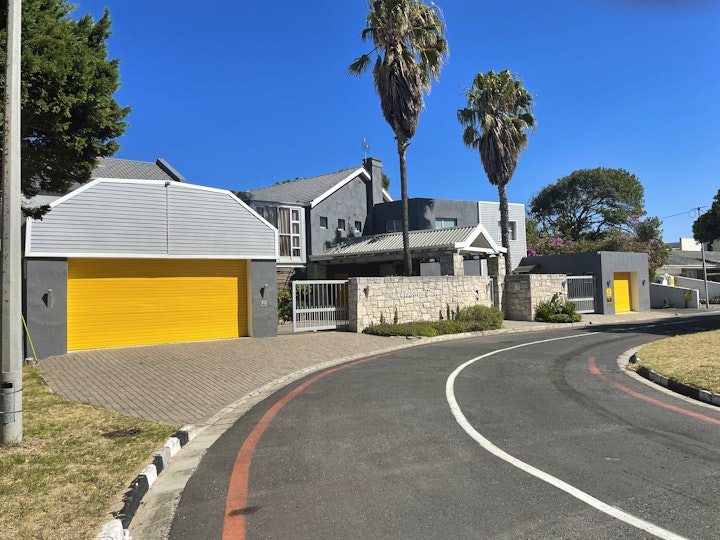 Cape Town Accommodation at 1A Cotswold Drive | Viya