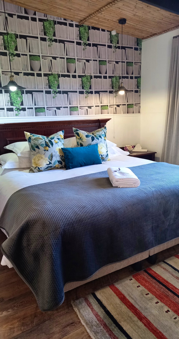 Cape Winelands Accommodation at The Vineyard Country House | Viya
