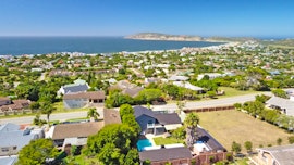 Plettenberg Bay Accommodation at 77 Robberg Road | Viya