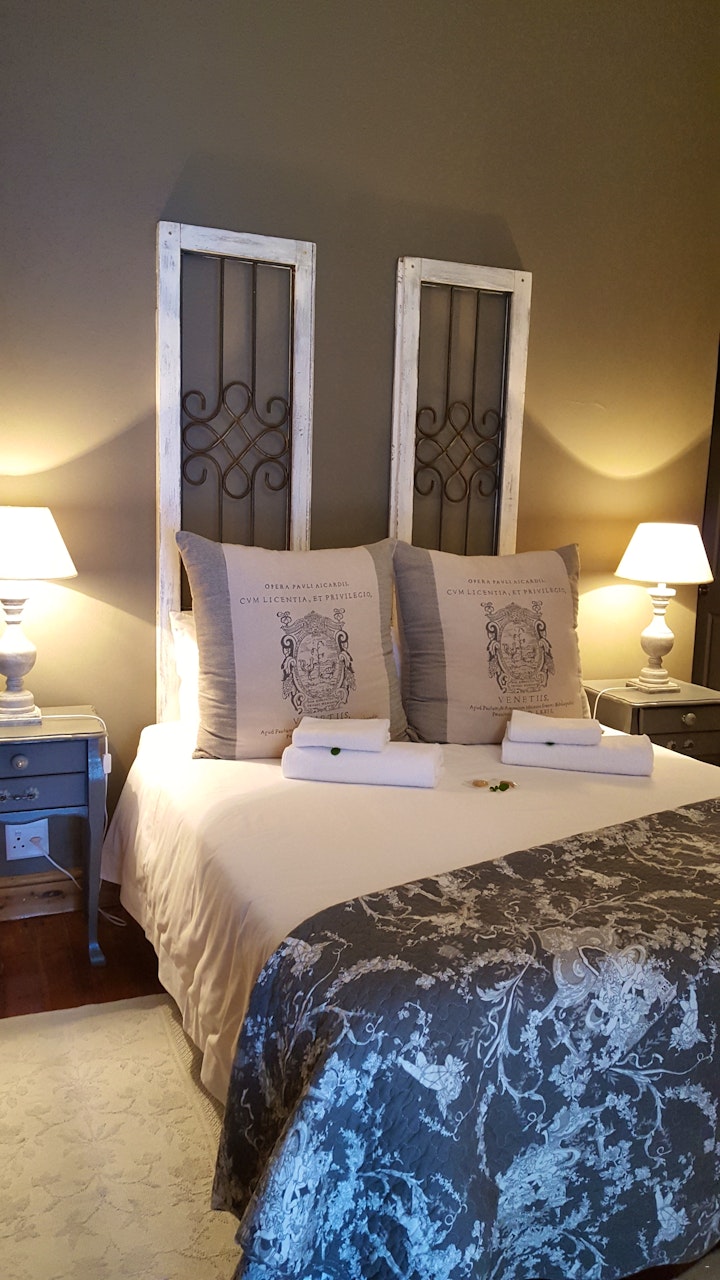 Karoo Accommodation at Die Herehuis | Viya