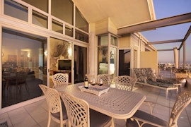 Bloubergstrand Accommodation at Seaside Village Penthouse F23 | Viya