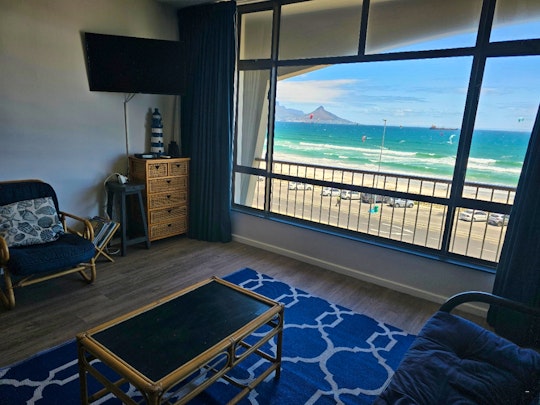 Bloubergstrand Accommodation at  | Viya