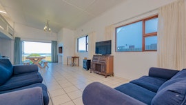 Struisbaai Accommodation at Hoofstraat 100 | Viya