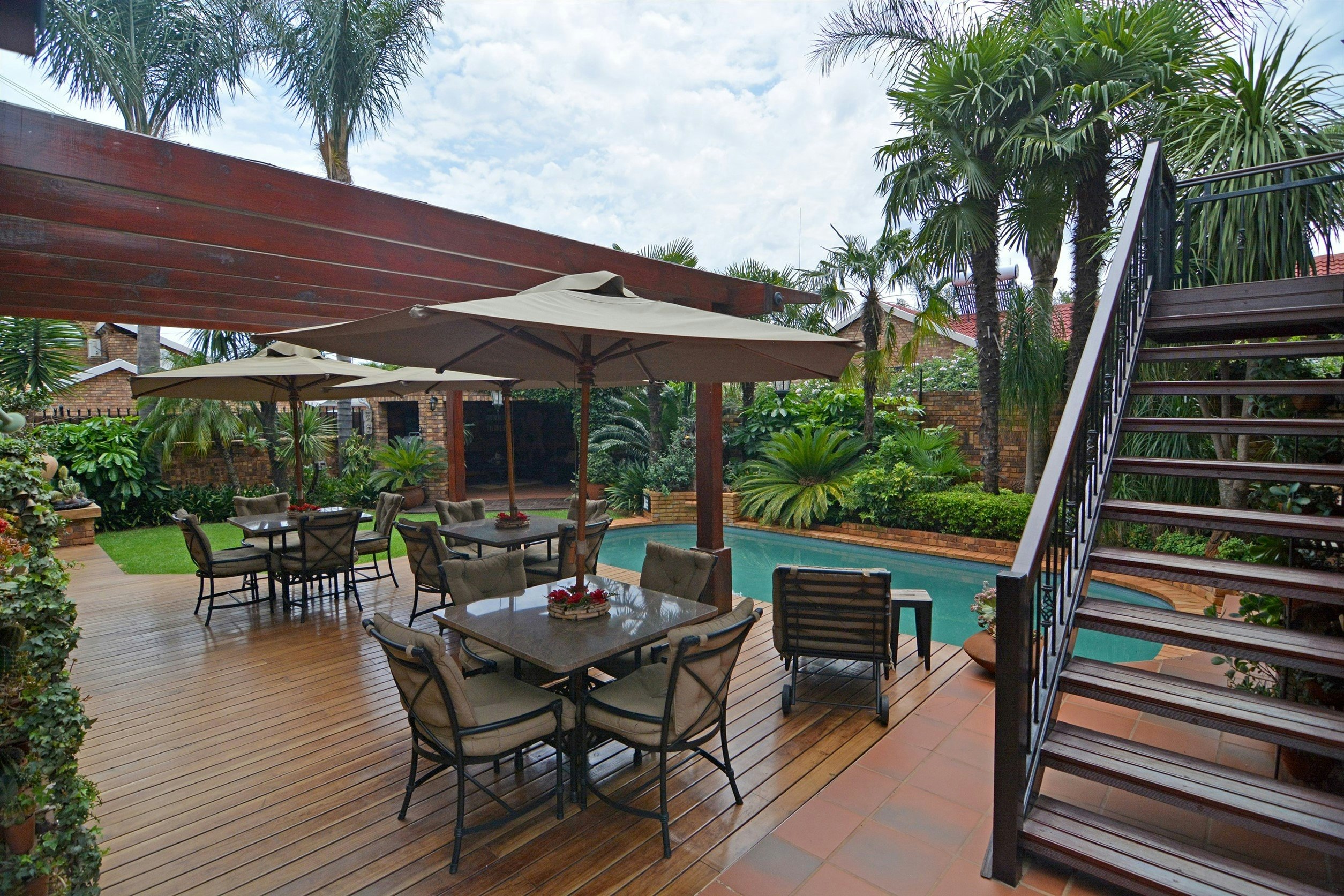 Africa House Accommodation image no 1 of 13