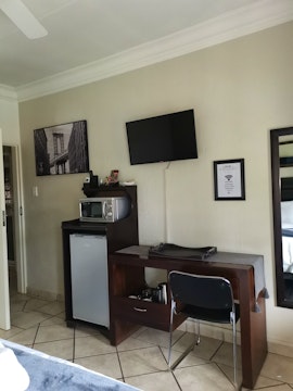 Christiaanville AH Accommodation at  | Viya