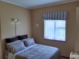 Betty's Bay Accommodation at Lakeside Cottage at Betty's | Viya