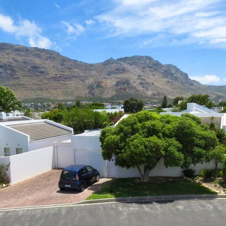 Cape Town Accommodation at Pro Monis Guesthouse | Viya