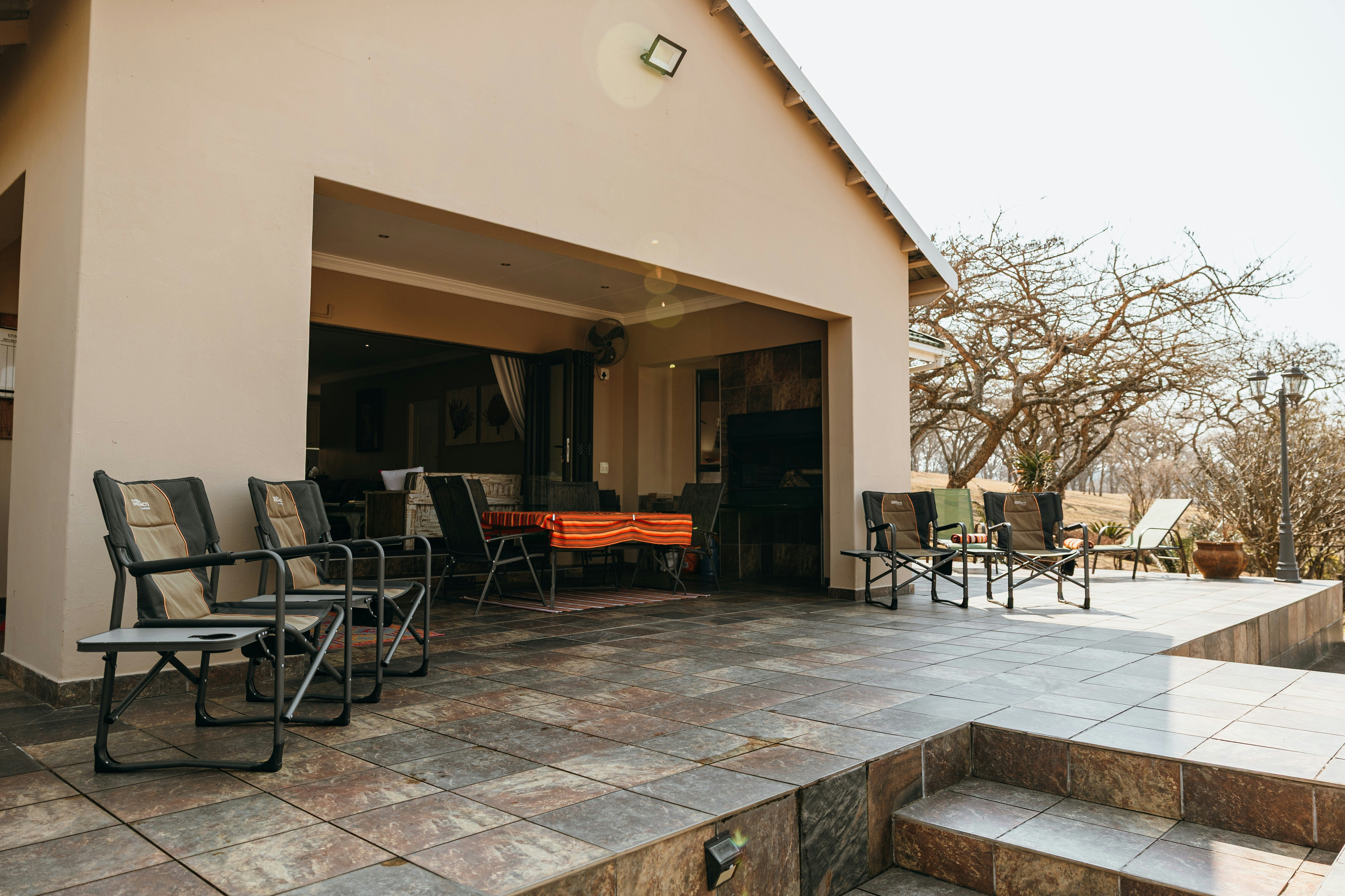 Tranquility Ukuthula Self Catering Game Farm House with Hot Tub image no 95 of 118