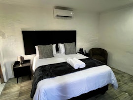 Karoo Accommodation at  | Viya