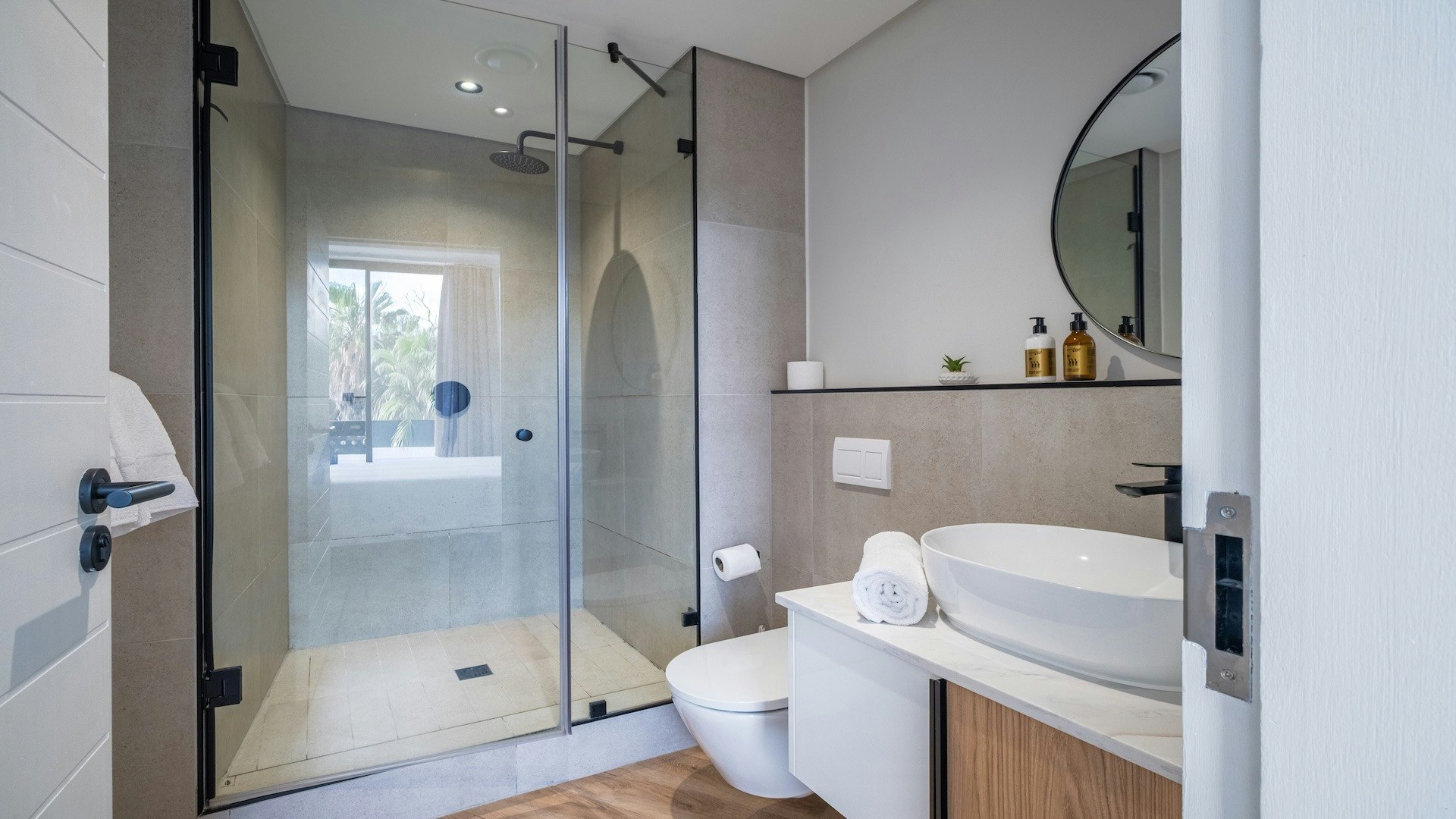 2 Bed Apartment – On Park Unit 315 image no 19 of 29