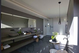 Southern Suburbs Accommodation at  | Viya