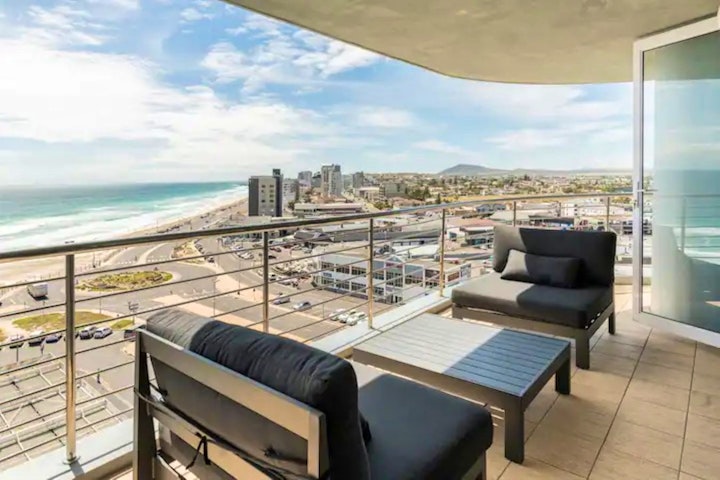 Cape Town Accommodation at Horizon Bay 603 | Viya