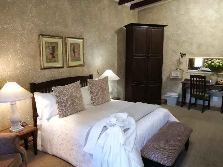North West Accommodation at Ancient Emperor Guest Estate | Viya