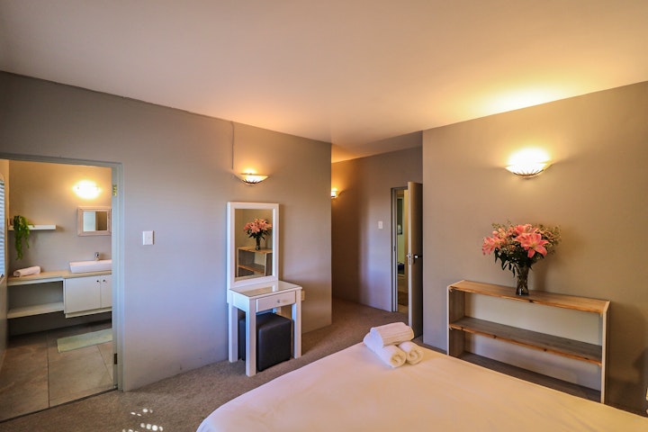 Western Cape Accommodation at C’est La-Vie Villa | Viya