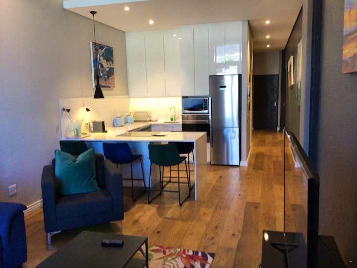 Cape Town Accommodation at Urban Elephant 214 | Viya