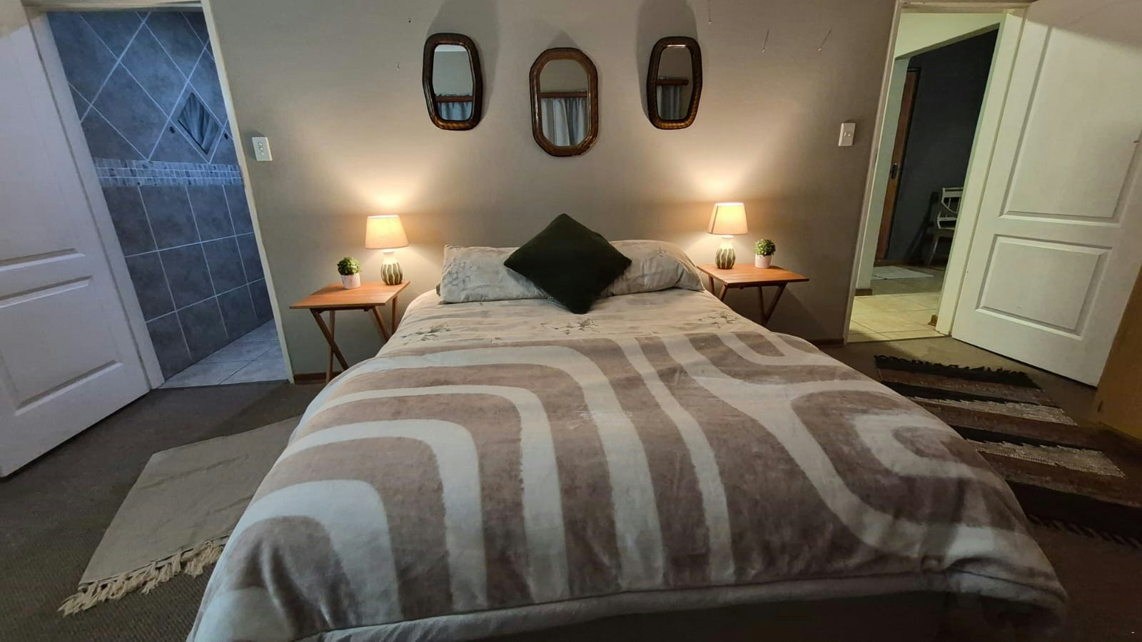Cozy Corner image no 2 of 10