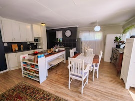 Sarah Baartman District Accommodation at Rosa's Beach Cottage | Viya