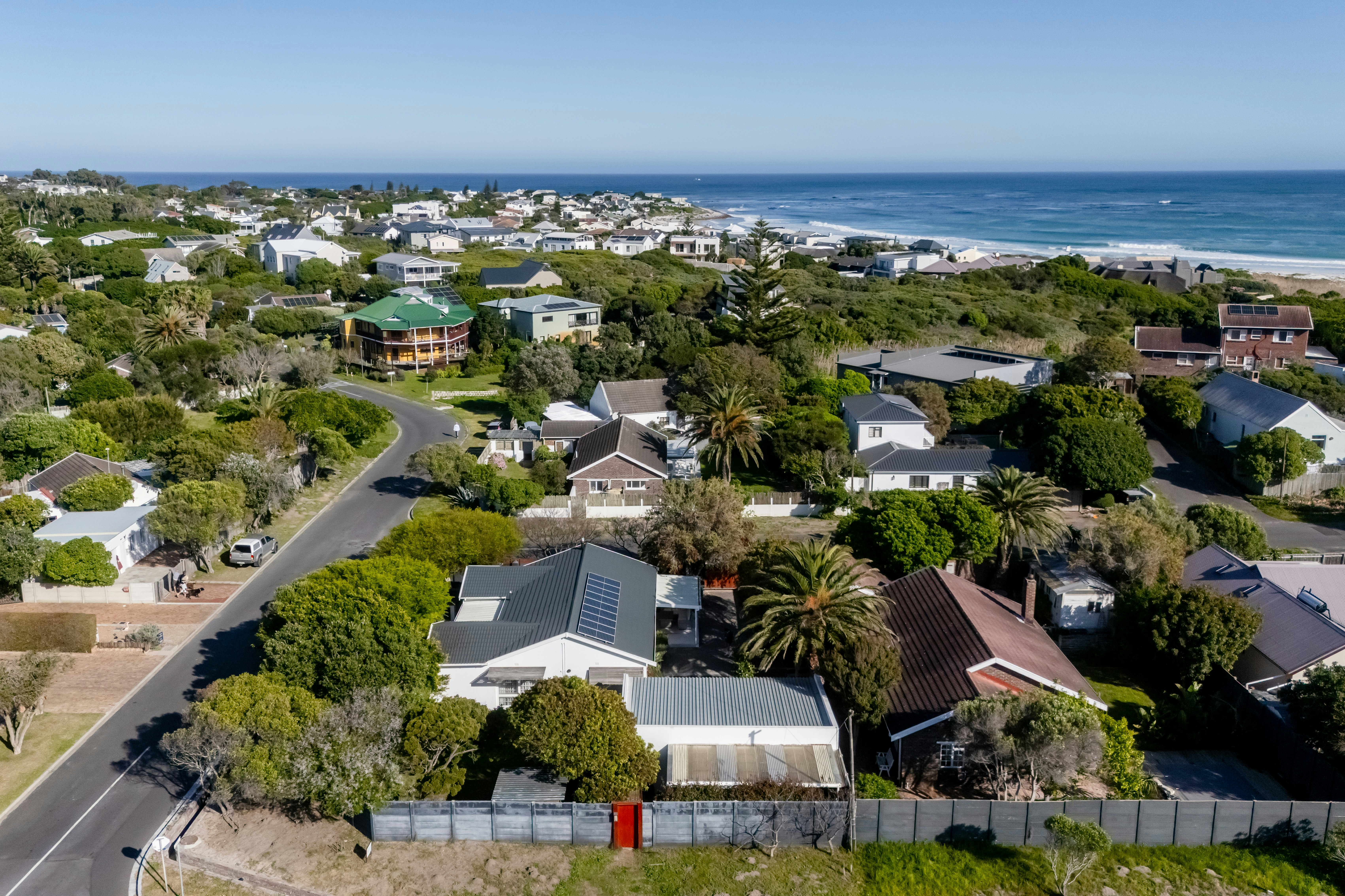 Kingfishers Corner Kommetjie image no 24 of 27