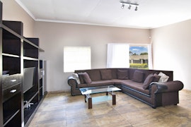 West Rand Accommodation at 5 On School Street | Viya