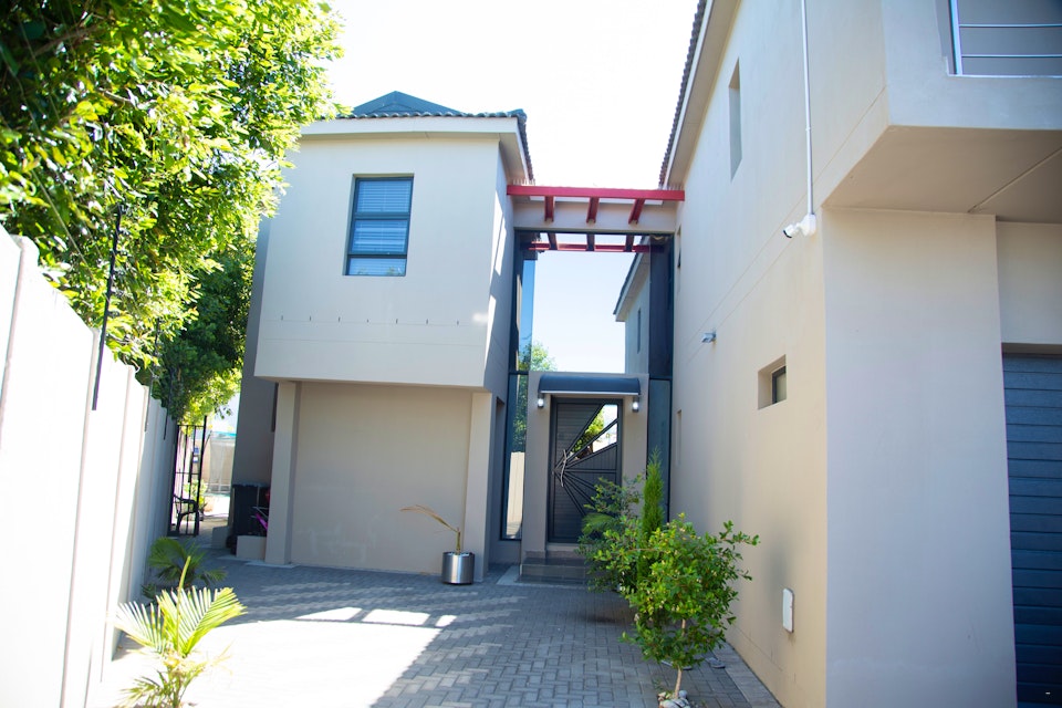 Milnerton Rural Accommodation at  | Viya