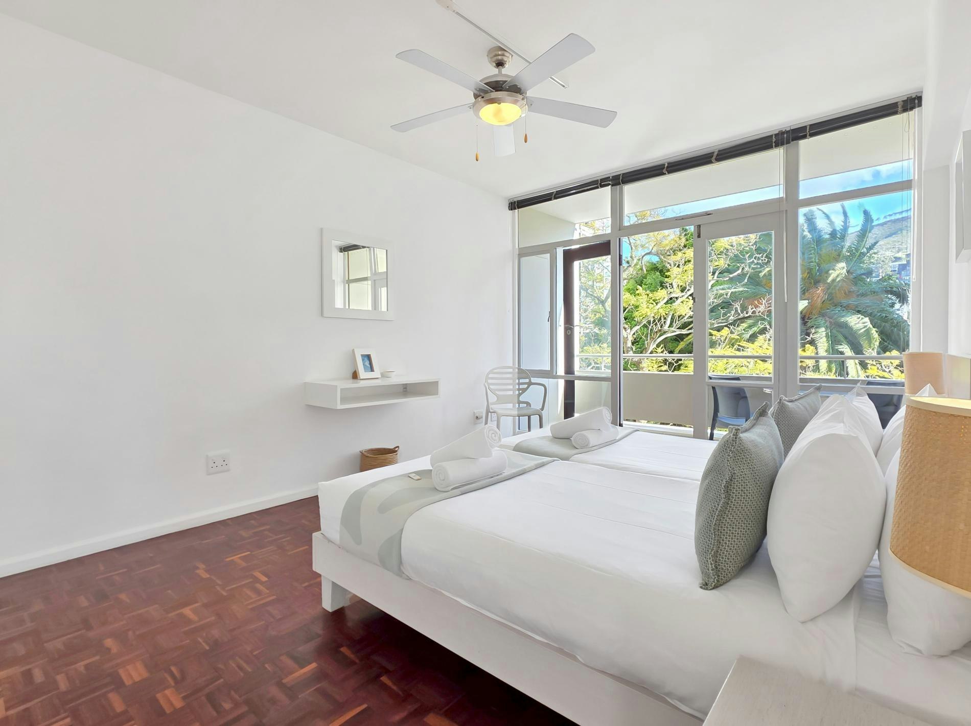 St Martini Gardens Balcony Apartment image no 22 of 41
