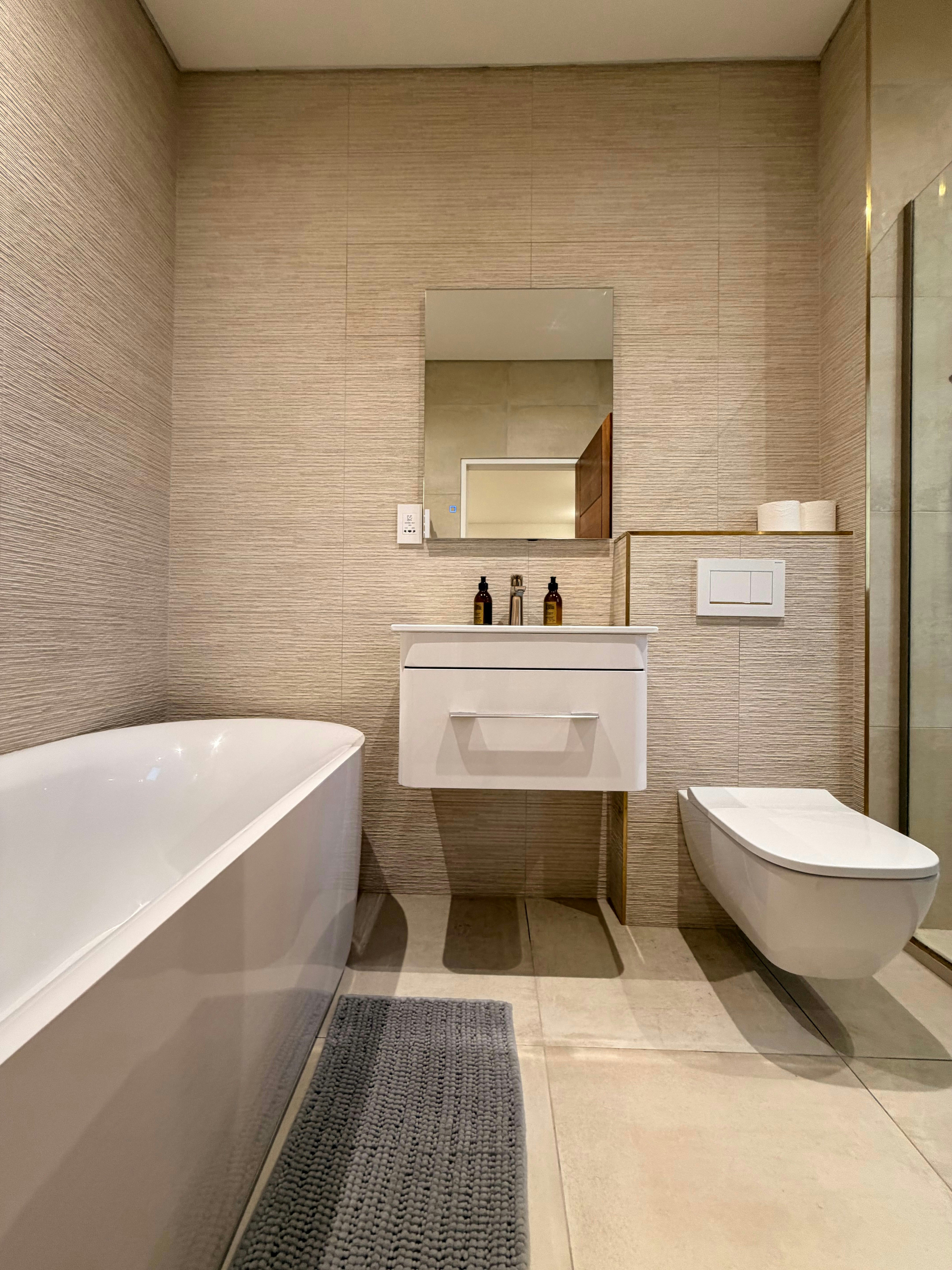 3 Bed 3 Bath Penthouse ICP606 image no 66 of 86