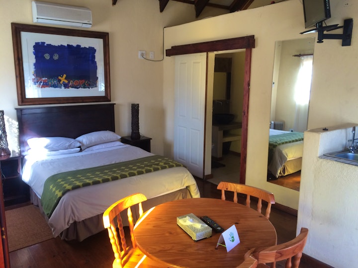 Panorama Route Accommodation at Floreat Riverside Lodge | Viya