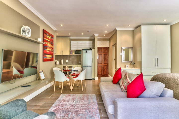 Cape Town Accommodation at Fairmile on Main | Viya